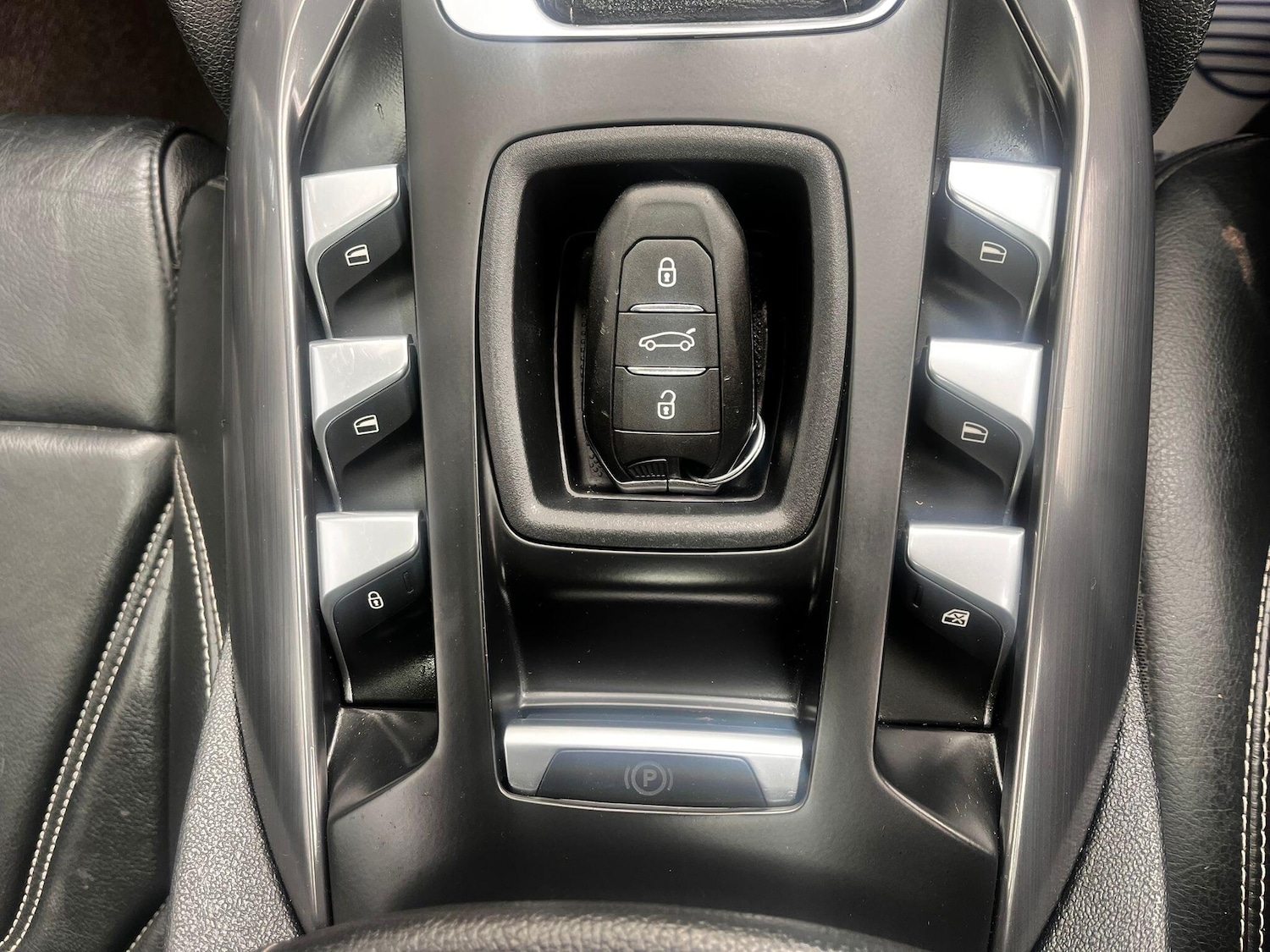 Used DS Automobiles DS 5 2016 for sale - 76360674: Photo 35