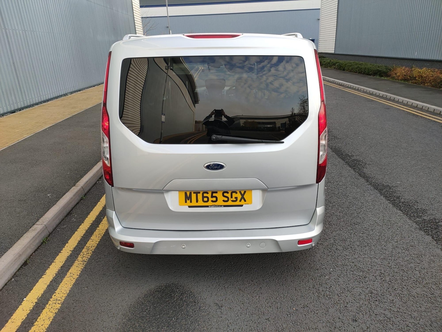 Used Ford Grand Tourneo Connect 2015 for sale - 76619894: Photo 21