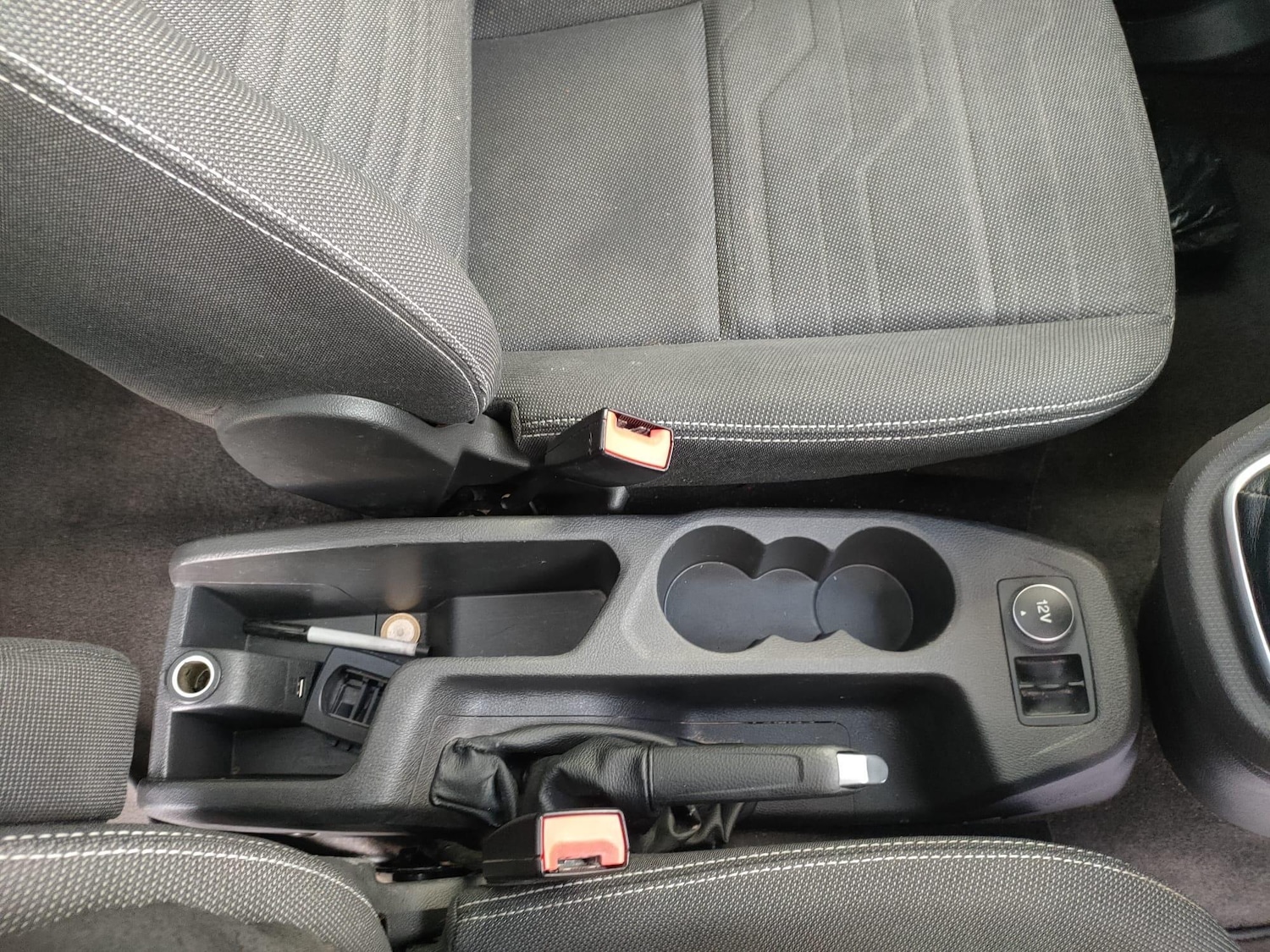 Used Ford Grand Tourneo Connect 2015 for sale - 76619894: Photo 31