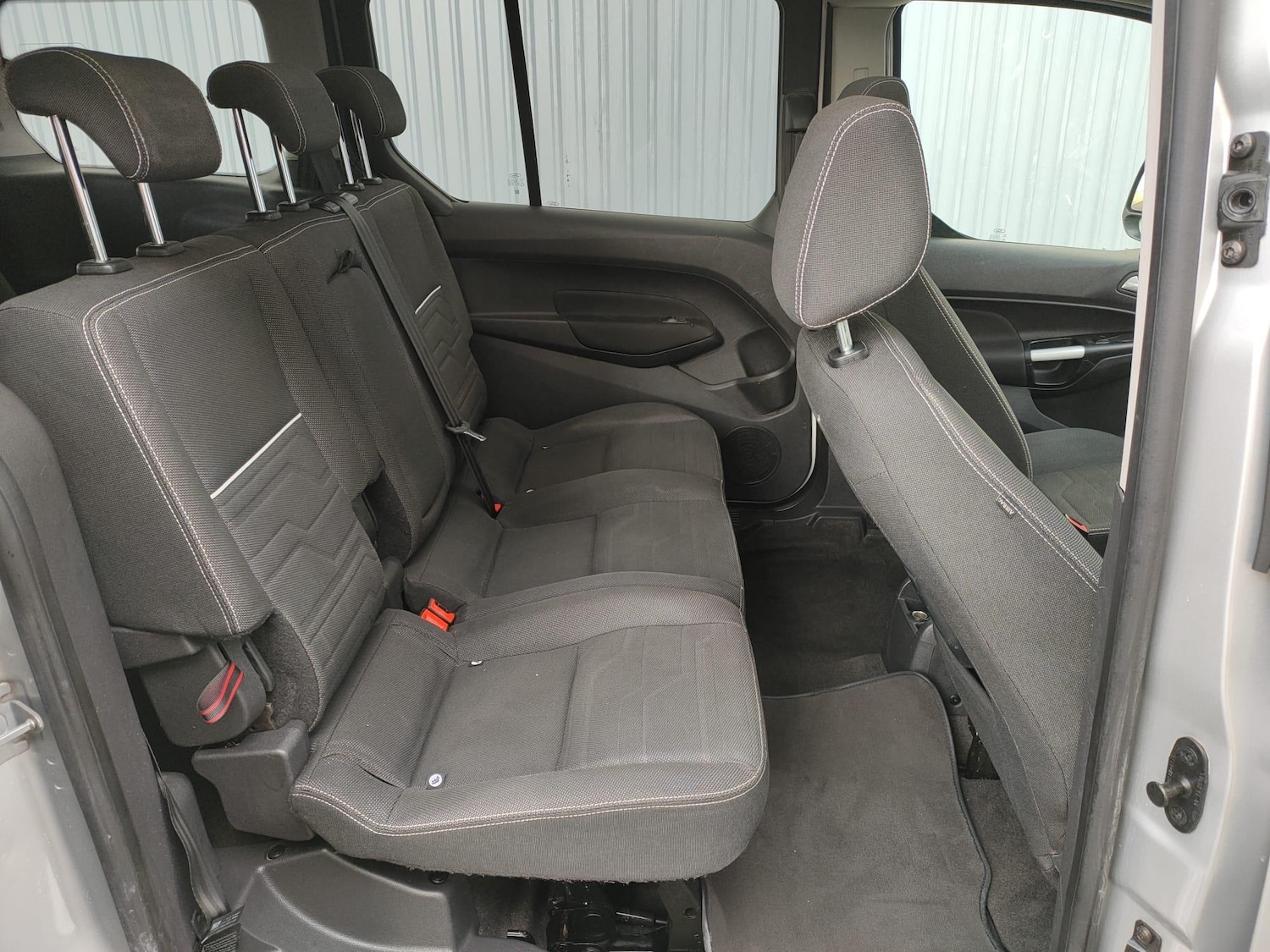 Used Ford Grand Tourneo Connect 2015 for sale - 76619894: Photo 36
