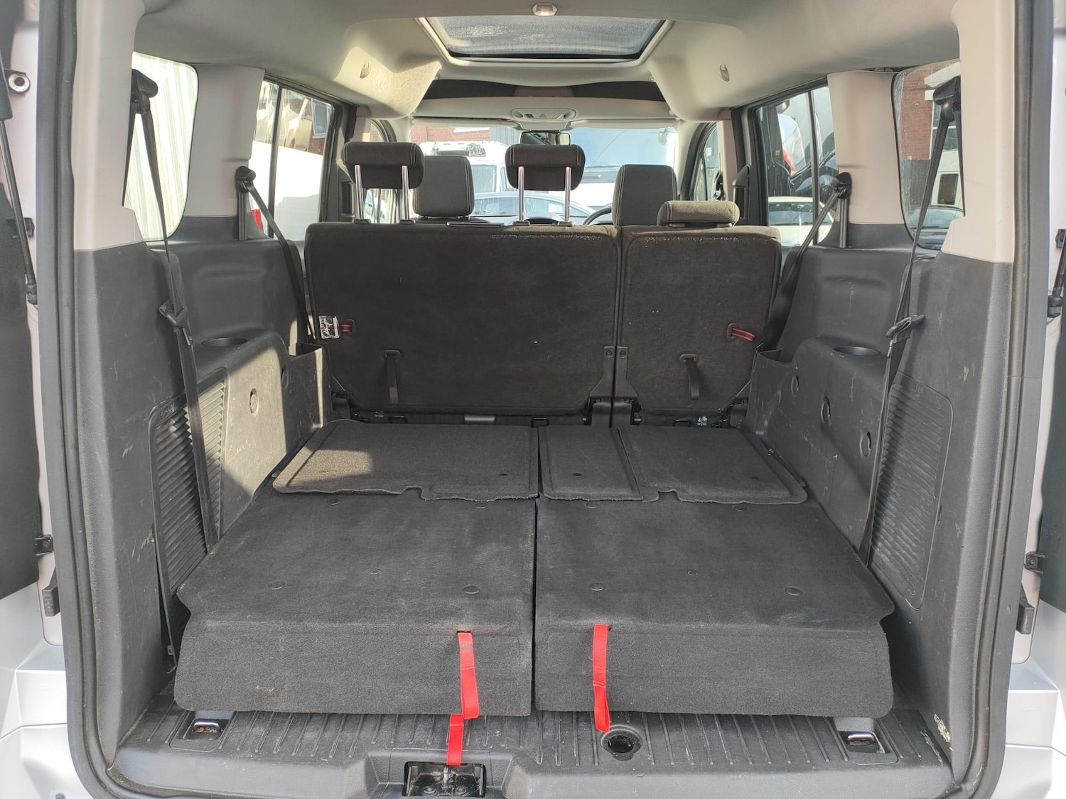 Used Ford Grand Tourneo Connect 2015 for sale - 76619894: Photo 38