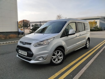 Used Ford Grand Tourneo Connect 2015 for sale - 76619894: Photo