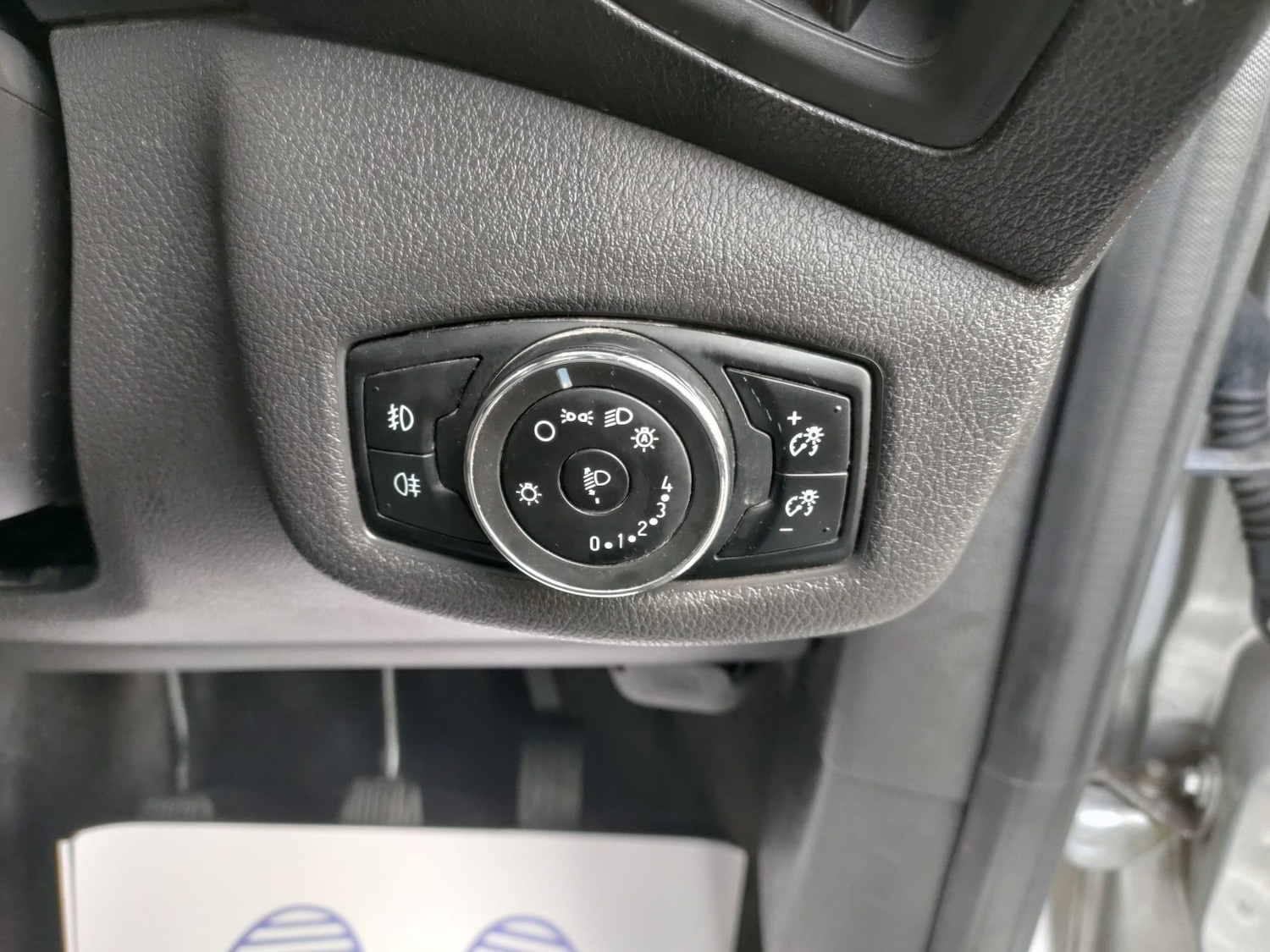 Used Ford Grand Tourneo Connect 2015 for sale - 76619894: Photo 40