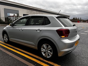 Used Volkswagen Polo 2020 for sale - 76976093: Photo