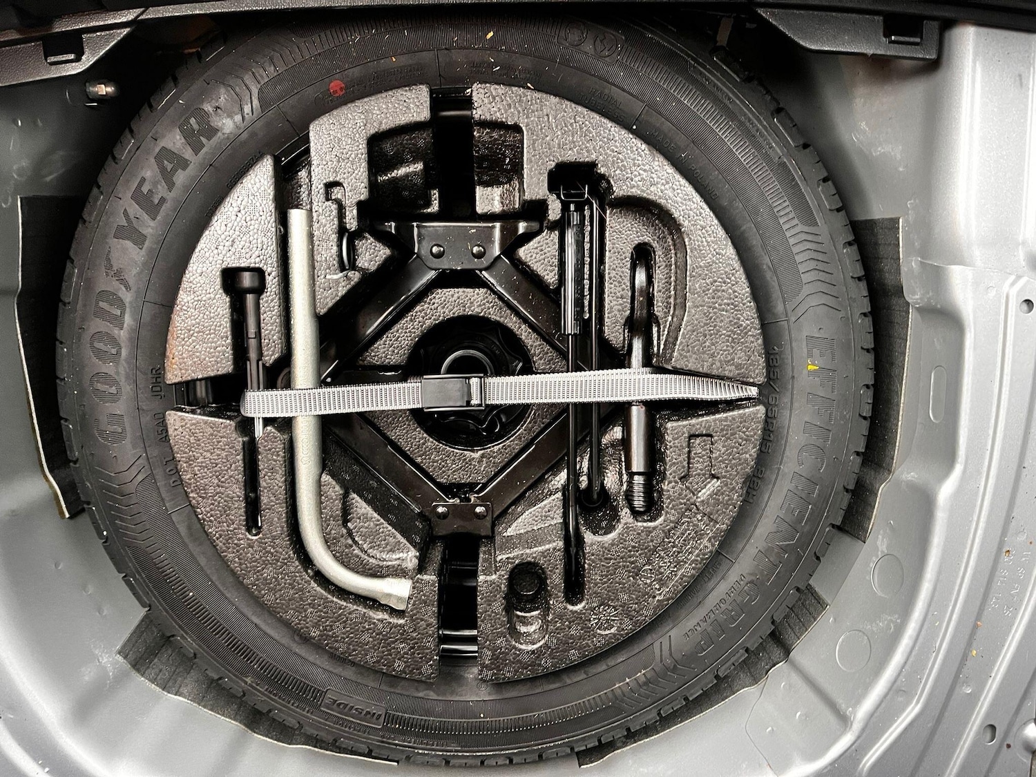 Used Volkswagen Polo 2020 for sale - 76976093: Photo 63