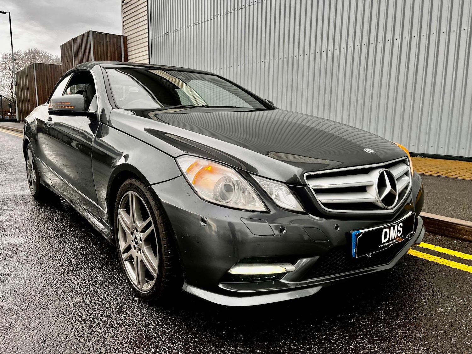 Used Mercedes-Benz E Class 2012 for sale - 77411420: Photo 1