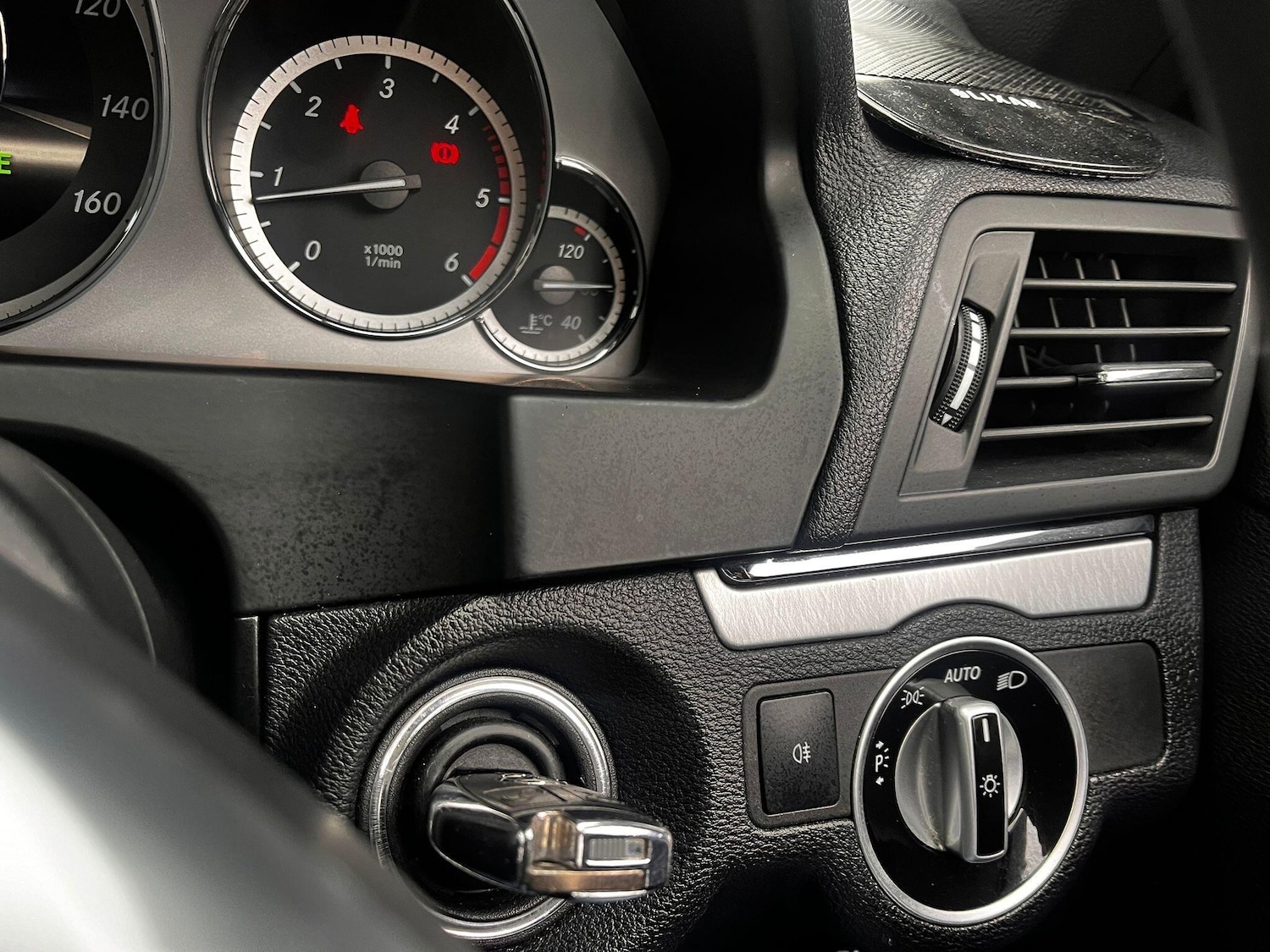 Used Mercedes-Benz E Class 2012 for sale - 77411420: Photo 25