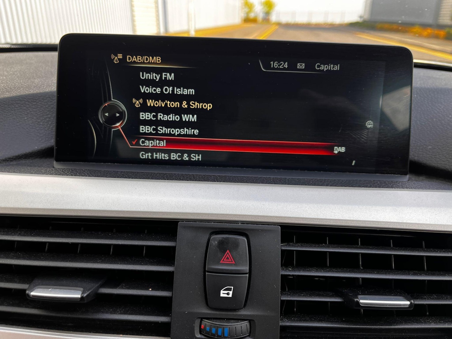 Used BMW 3 Series 2015 for sale - 76012289: Photo 27