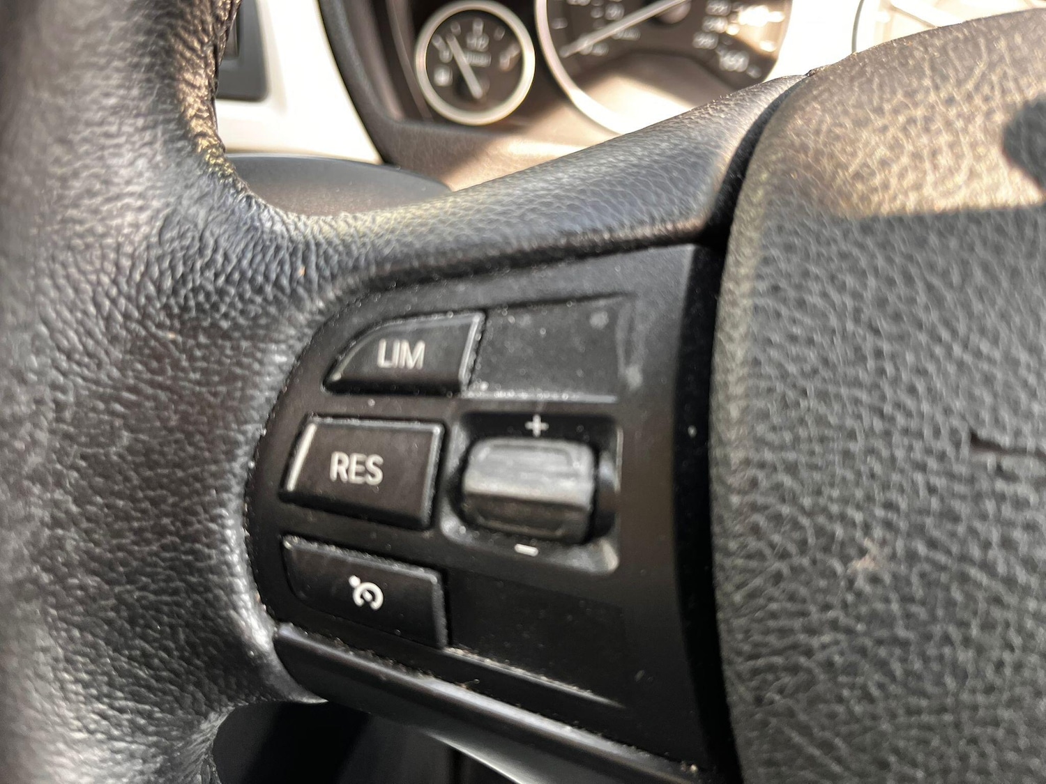 Used BMW 3 Series 2015 for sale - 76012289: Photo 38