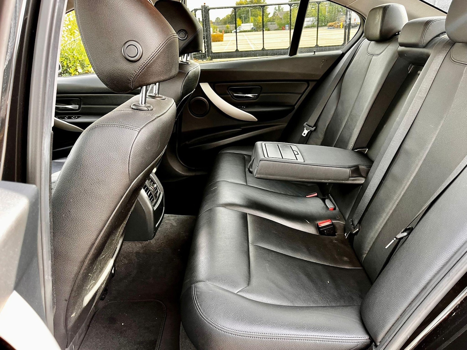 Used BMW 3 Series 2015 for sale - 76012289: Photo 40
