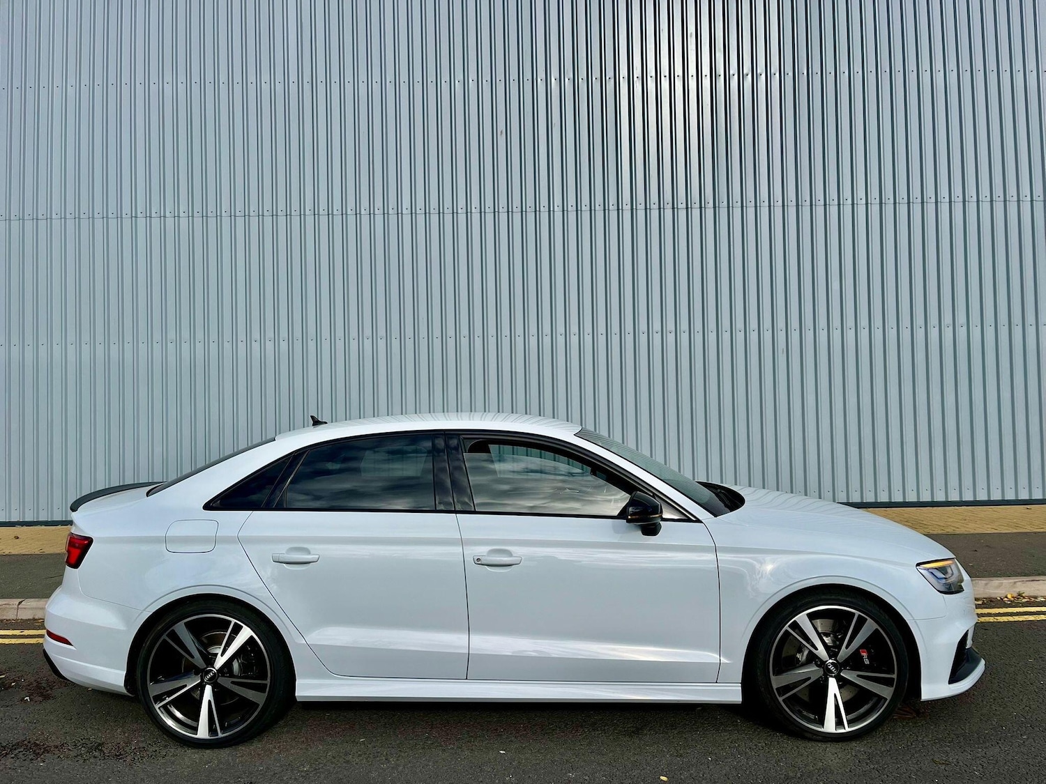 Used Audi RS3 2020 for sale - 76389222: Photo 10