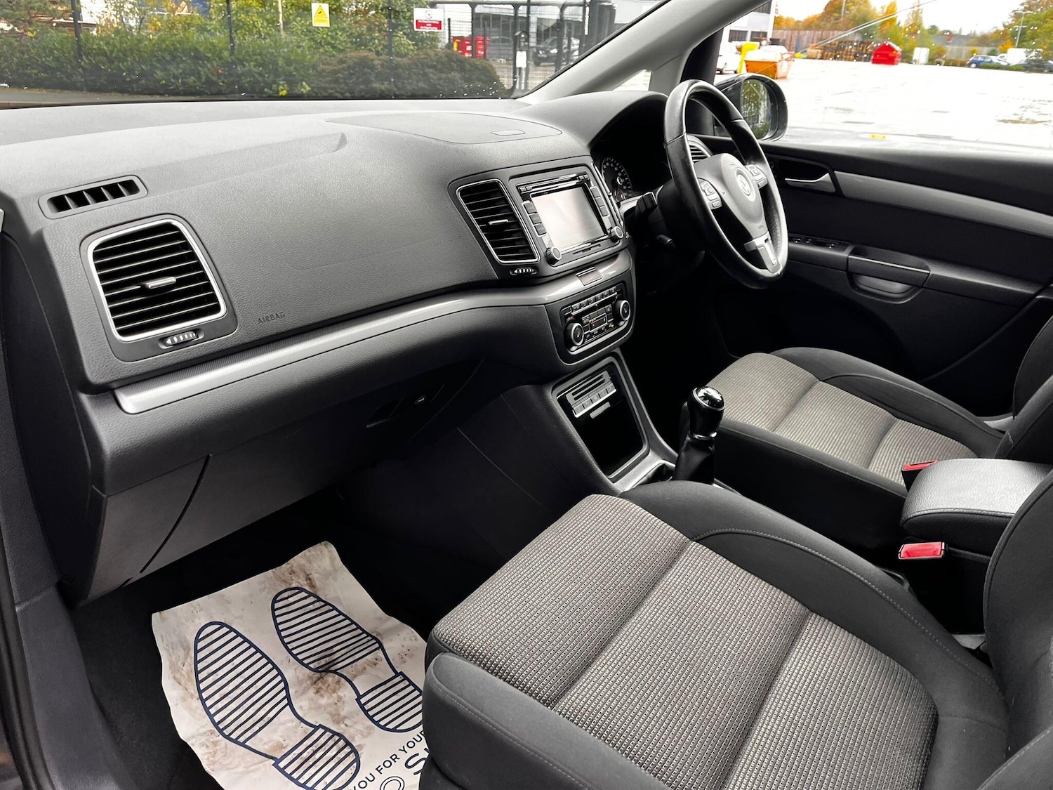 Used Volkswagen Sharan 2012 for sale - 76409342: Photo 24