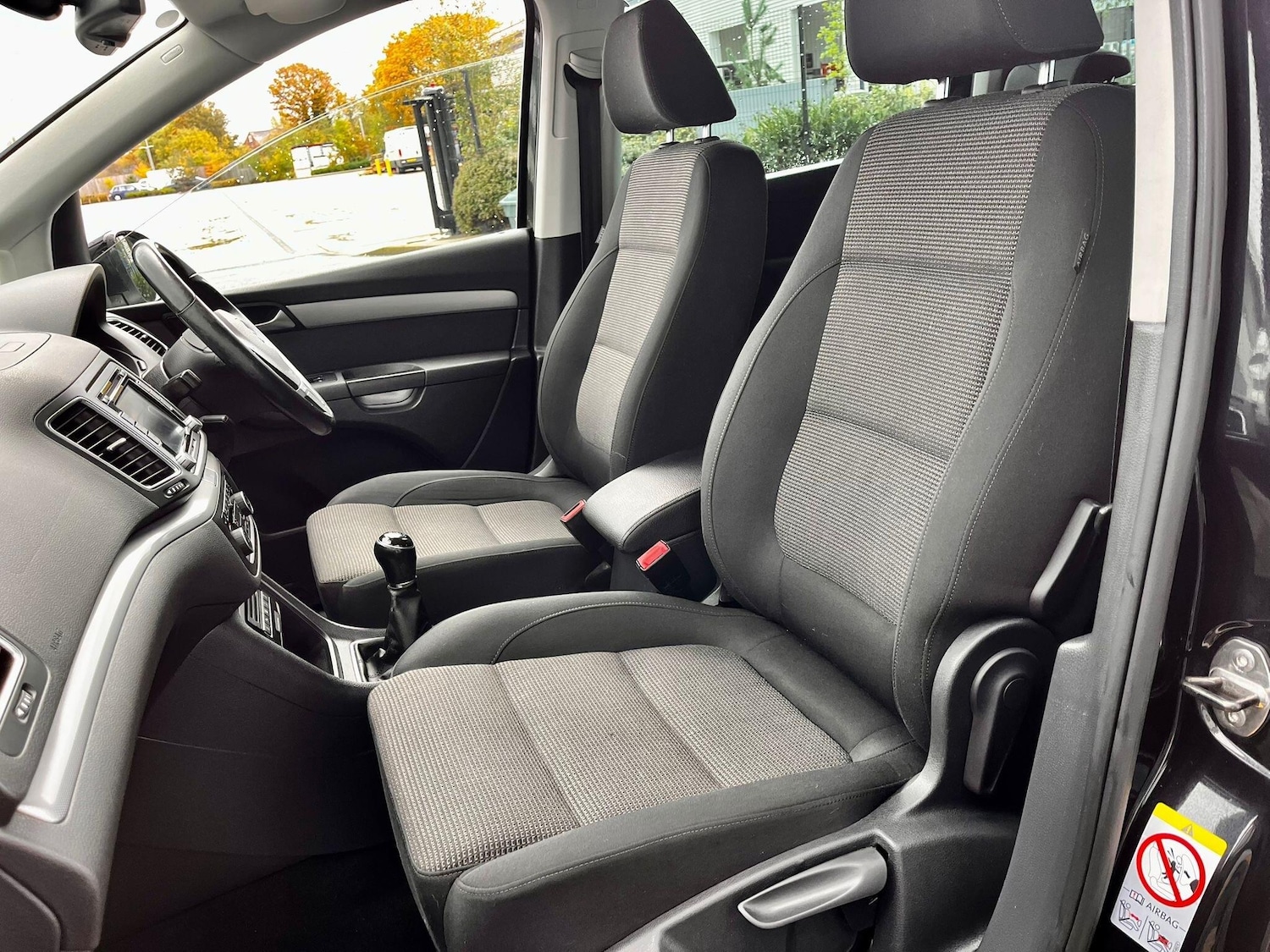 Used Volkswagen Sharan 2012 for sale - 76409342: Photo 25