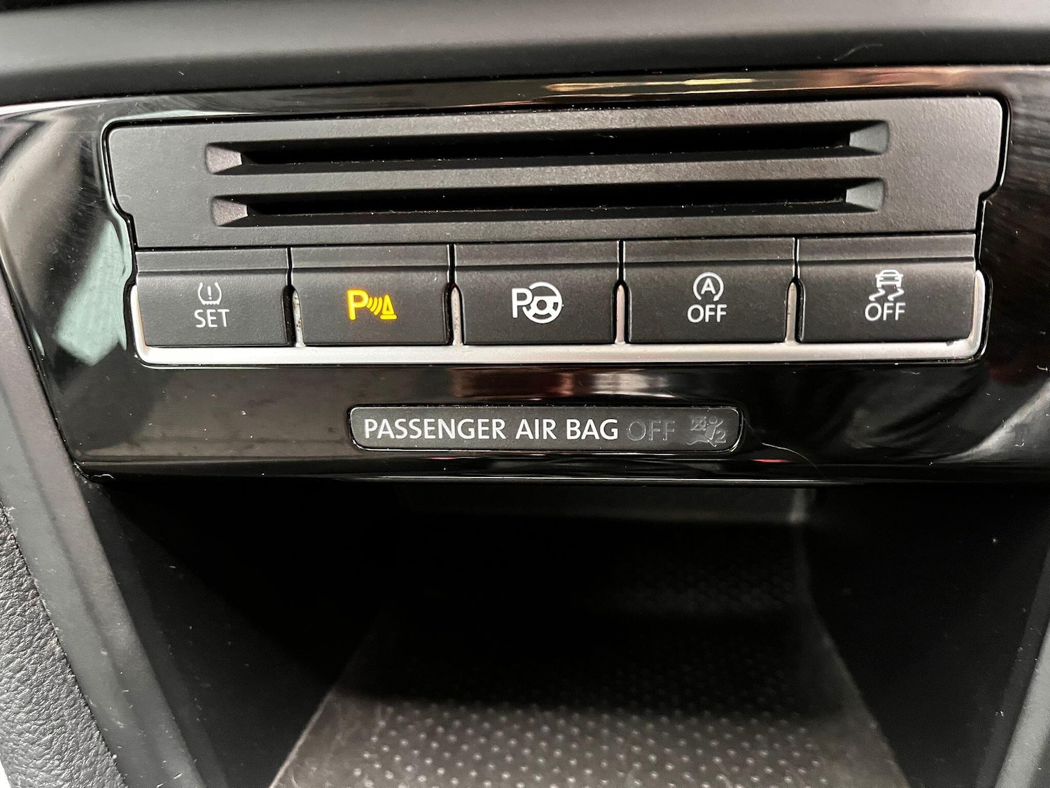 Used Volkswagen Sharan 2012 for sale - 76409342: Photo 27