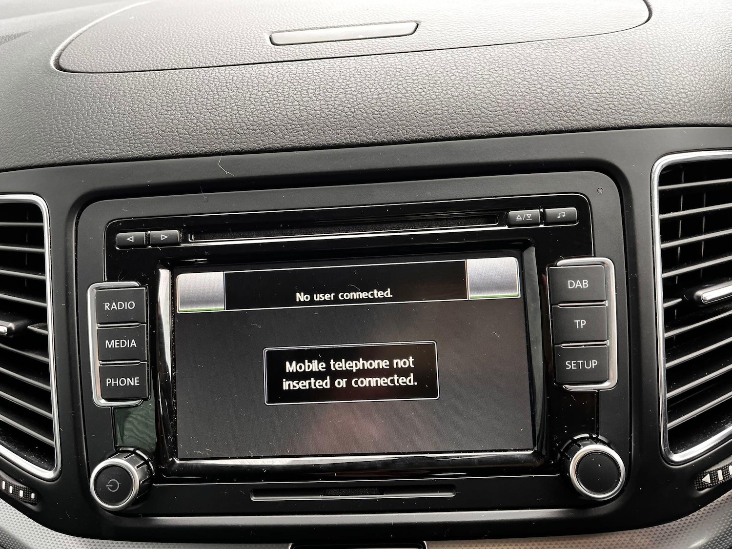 Used Volkswagen Sharan 2012 for sale - 76409342: Photo 28