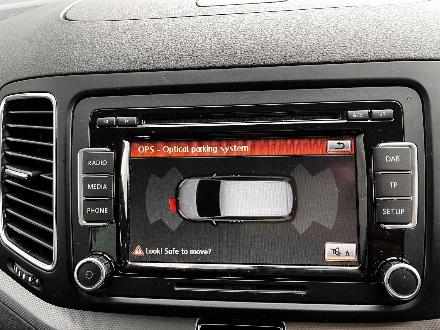 Used Volkswagen Sharan 2012 for sale - 76409342: Photo 44