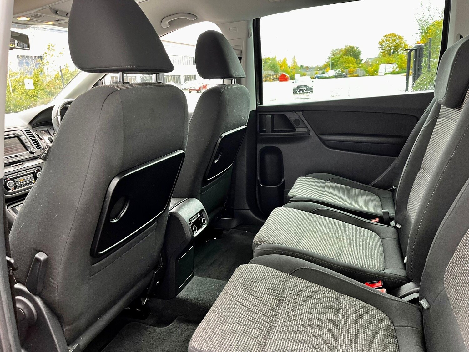 Used Volkswagen Sharan 2012 for sale - 76409342: Photo 46