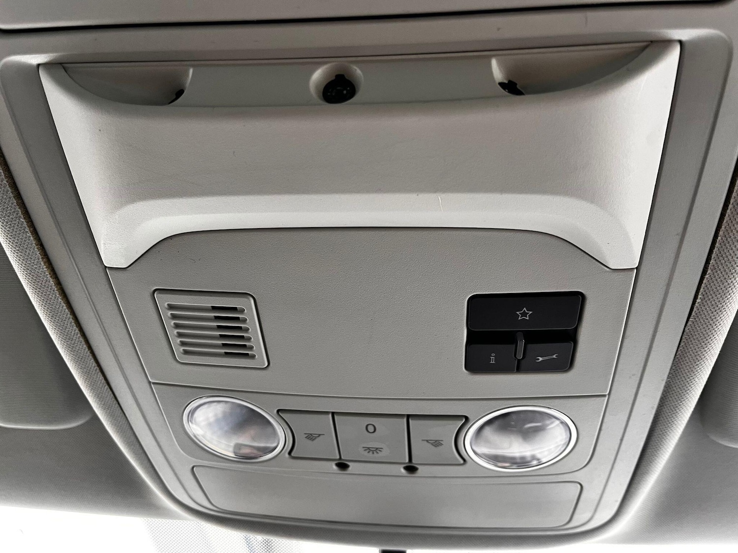 Used Volkswagen Sharan 2012 for sale - 76409342: Photo 61