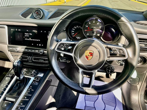 Used Porsche Macan 2020 for sale - 75624026: Photo 11