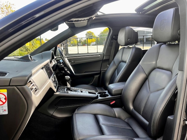 Used Porsche Macan 2020 for sale - 75624026: Photo 16
