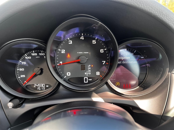 Used Porsche Macan 2020 for sale - 75624026: Photo 28