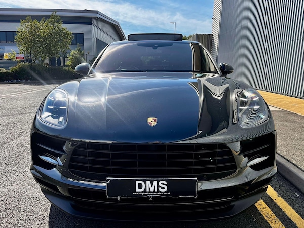 Used Porsche Macan 2020 for sale - 75624026: Photo 2