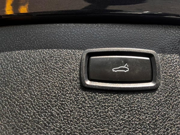 Used Porsche Macan 2020 for sale - 75624026: Photo 61