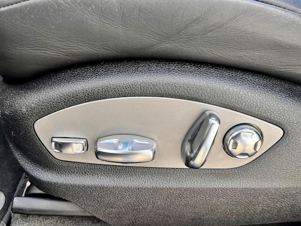 Used Porsche Macan 2020 for sale - 75624026: Photo 63