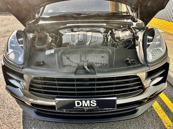 Used Porsche Macan 2020 for sale - 75624026: Photo 71
