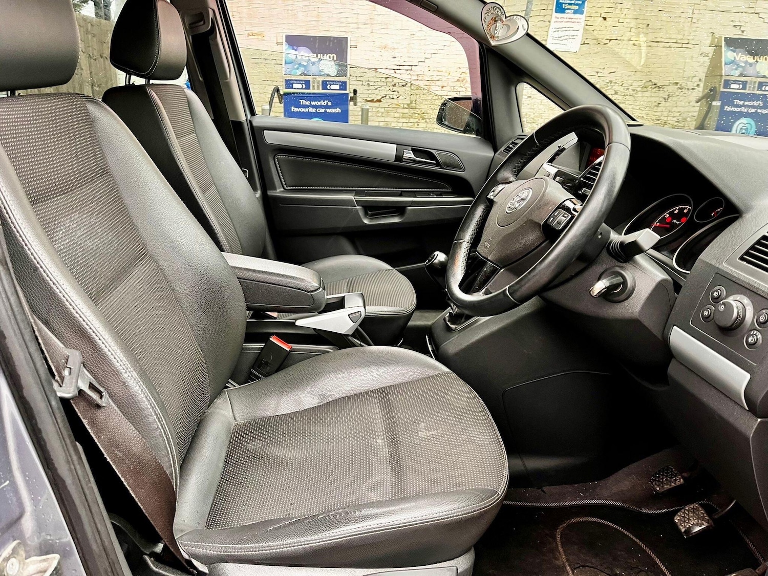 Used Vauxhall Zafira 2009 for sale - 77331809: Photo 10
