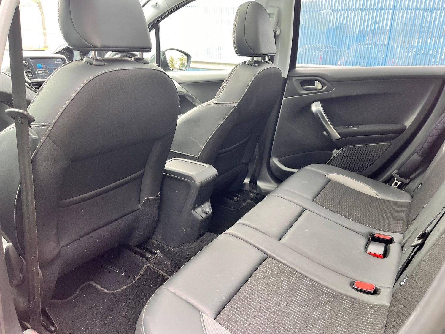 Used Peugeot 2008 2018 for sale - 78115875: Photo 16