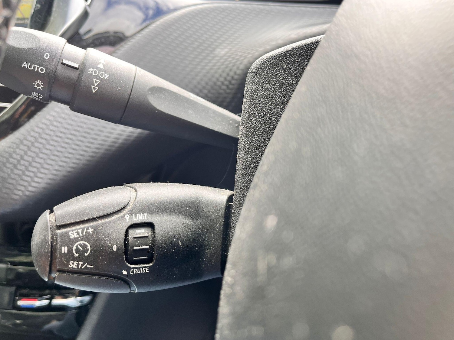 Used Peugeot 2008 2018 for sale - 78115875: Photo 18