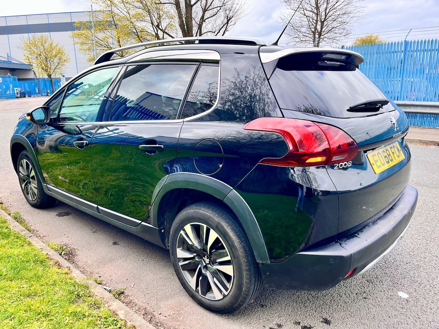 Used Peugeot 2008 2018 for sale - 78115875: Photo 4