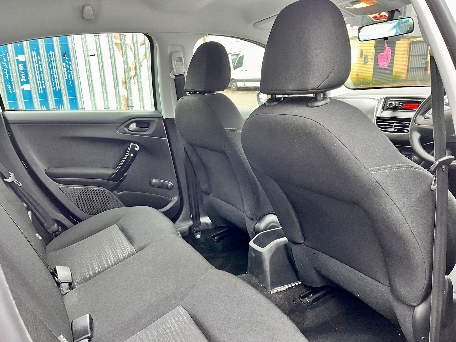 Used Peugeot 208 2015 for sale - 77412260: Photo 14