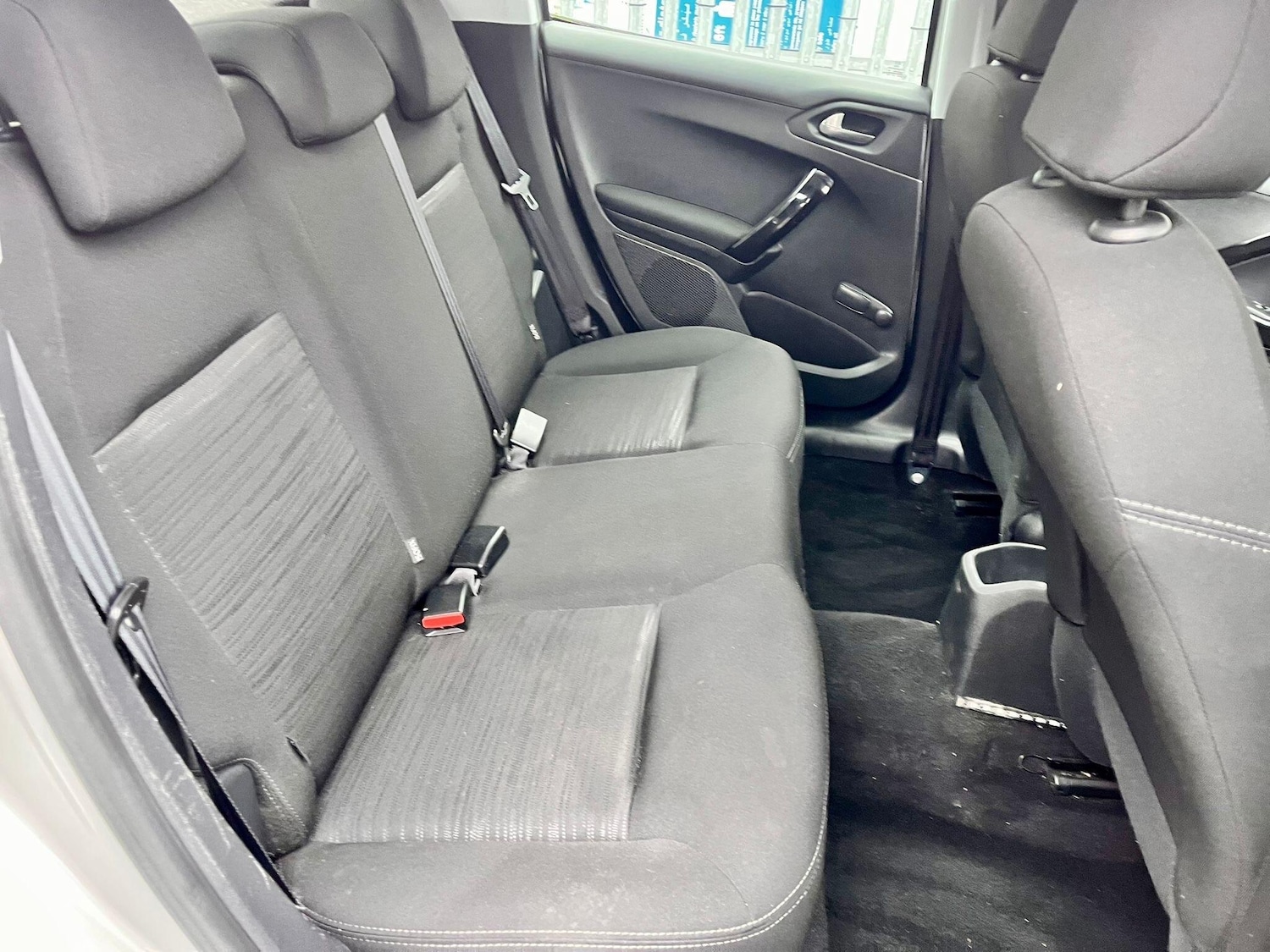 Used Peugeot 208 2015 for sale - 77412260: Photo 15