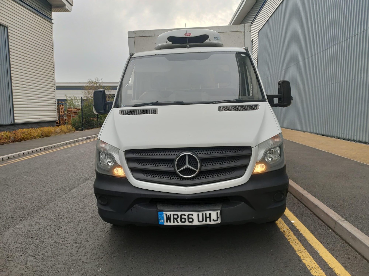 Used Mercedes-Benz Sprinter 2016 for sale - 76282661: Photo 2