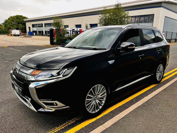 Used Mitsubishi Outlander 2019 for sale - 75339936: Photo 3