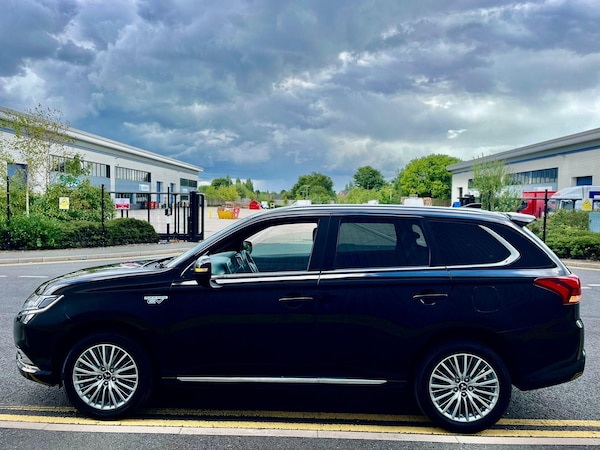 Used Mitsubishi Outlander 2019 for sale - 75339936: Photo 4
