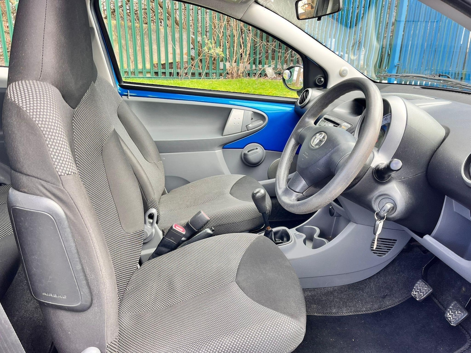 Used Toyota AYGO 2011 for sale - 77883603: Photo 11