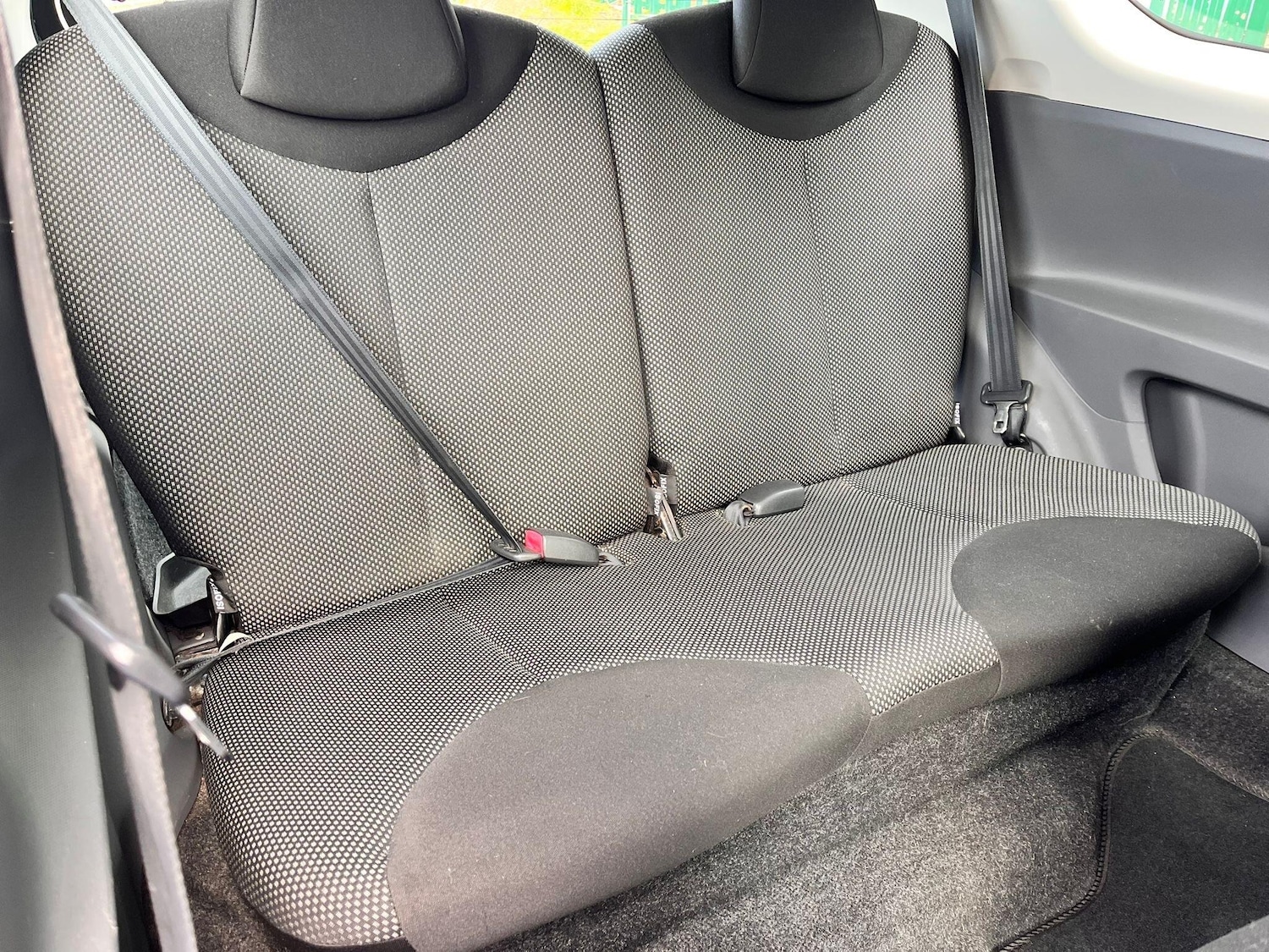 Used Toyota AYGO 2011 for sale - 77883603: Photo 14