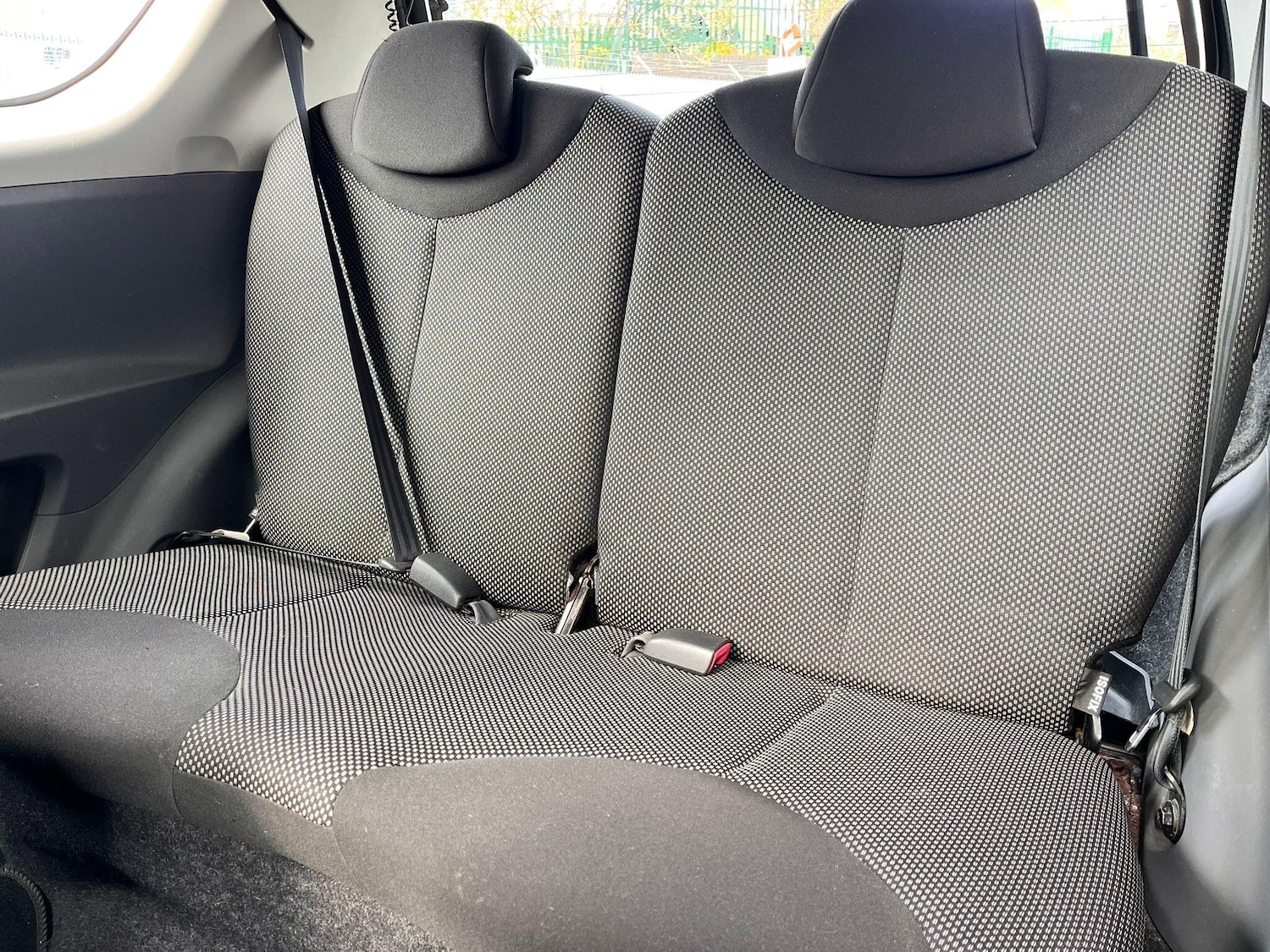 Used Toyota AYGO 2011 for sale - 77883603: Photo 15