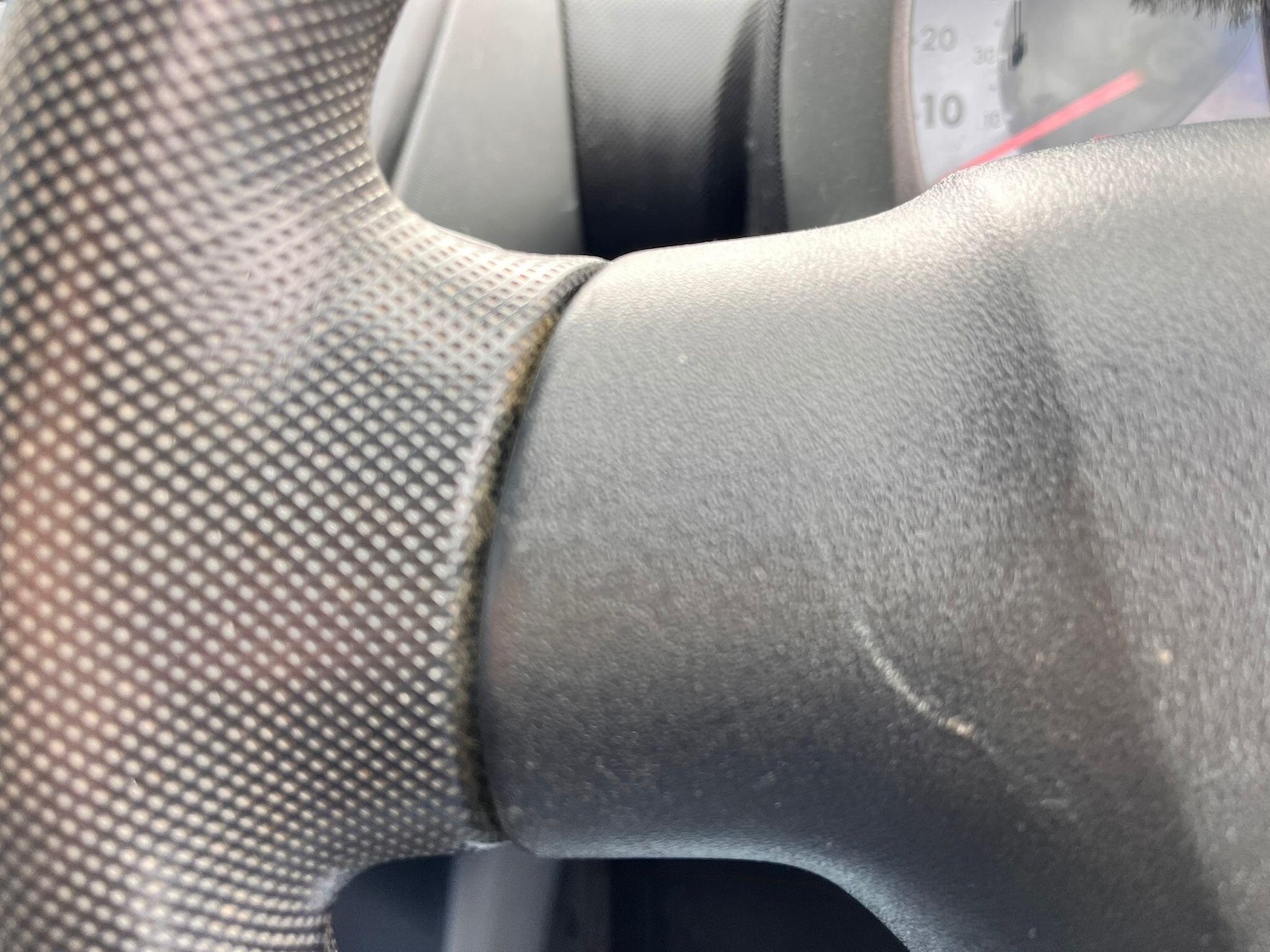 Used Toyota AYGO 2011 for sale - 77883603: Photo 17