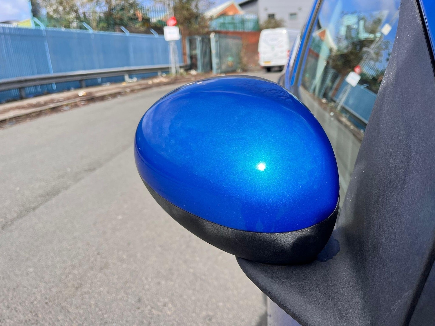 Used Toyota AYGO 2011 for sale - 77883603: Photo 29