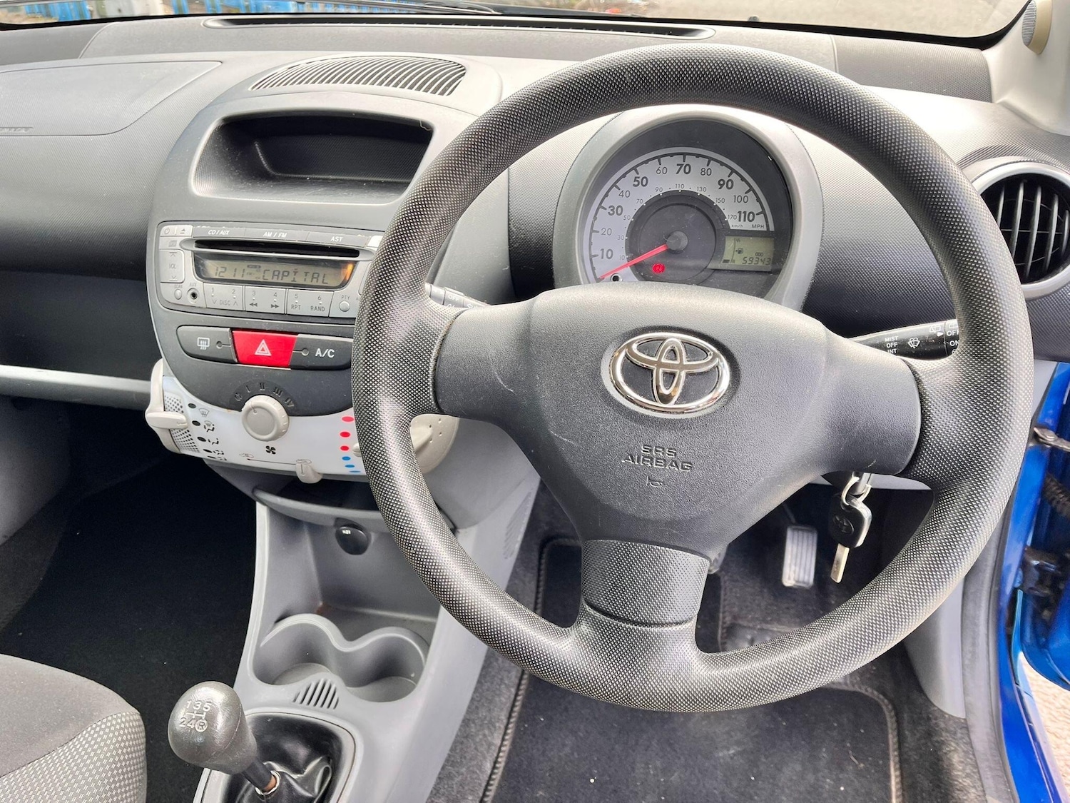 Used Toyota AYGO 2011 for sale - 77883603: Photo 30