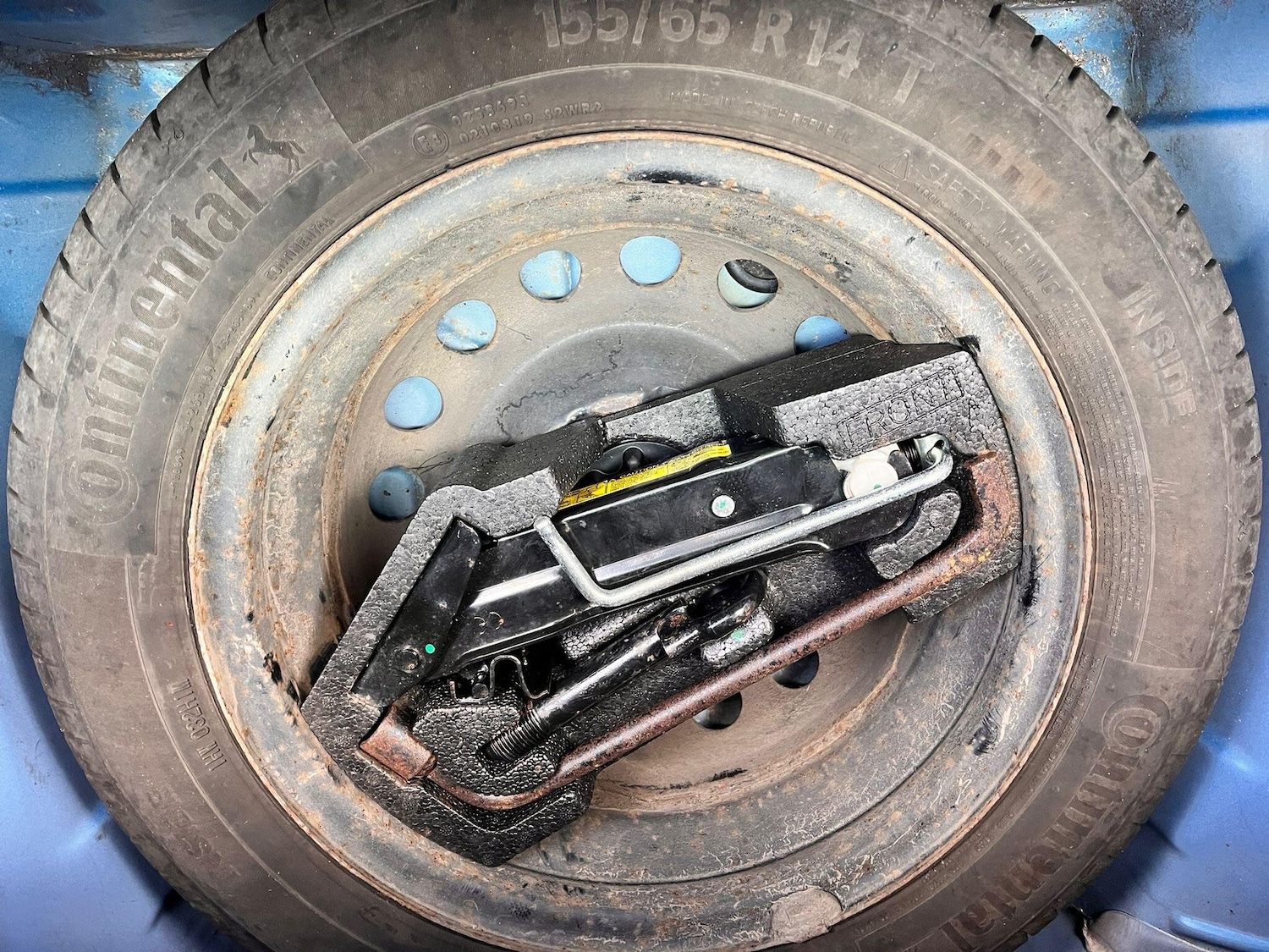 Used Toyota AYGO 2011 for sale - 77883603: Photo 36