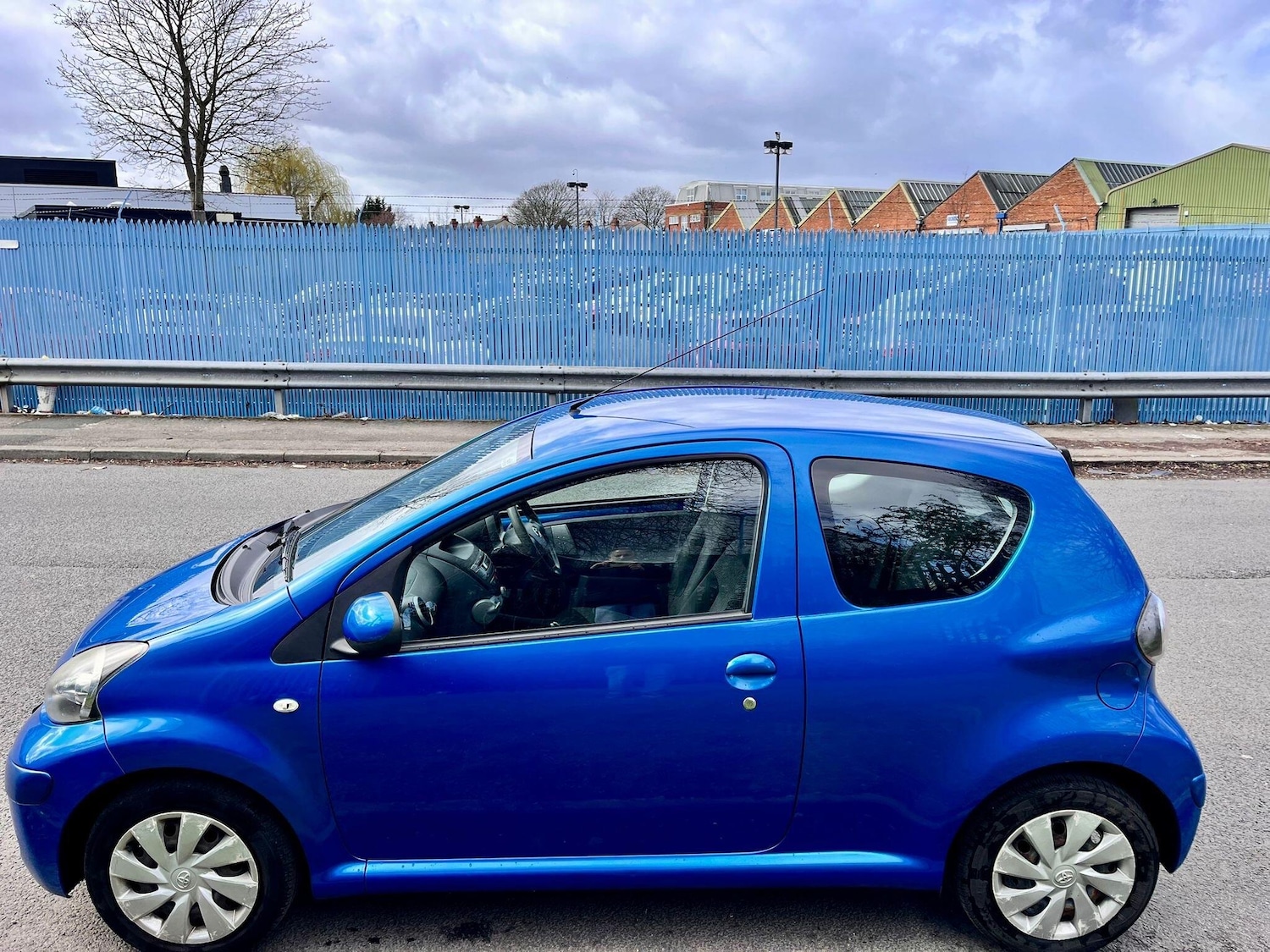 Used Toyota AYGO 2011 for sale - 77883603: Photo 6