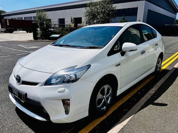Used Toyota Prius 2013 for sale - 75378109: Photo