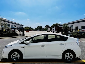 Used Toyota Prius 2013 for sale - 75378109: Photo