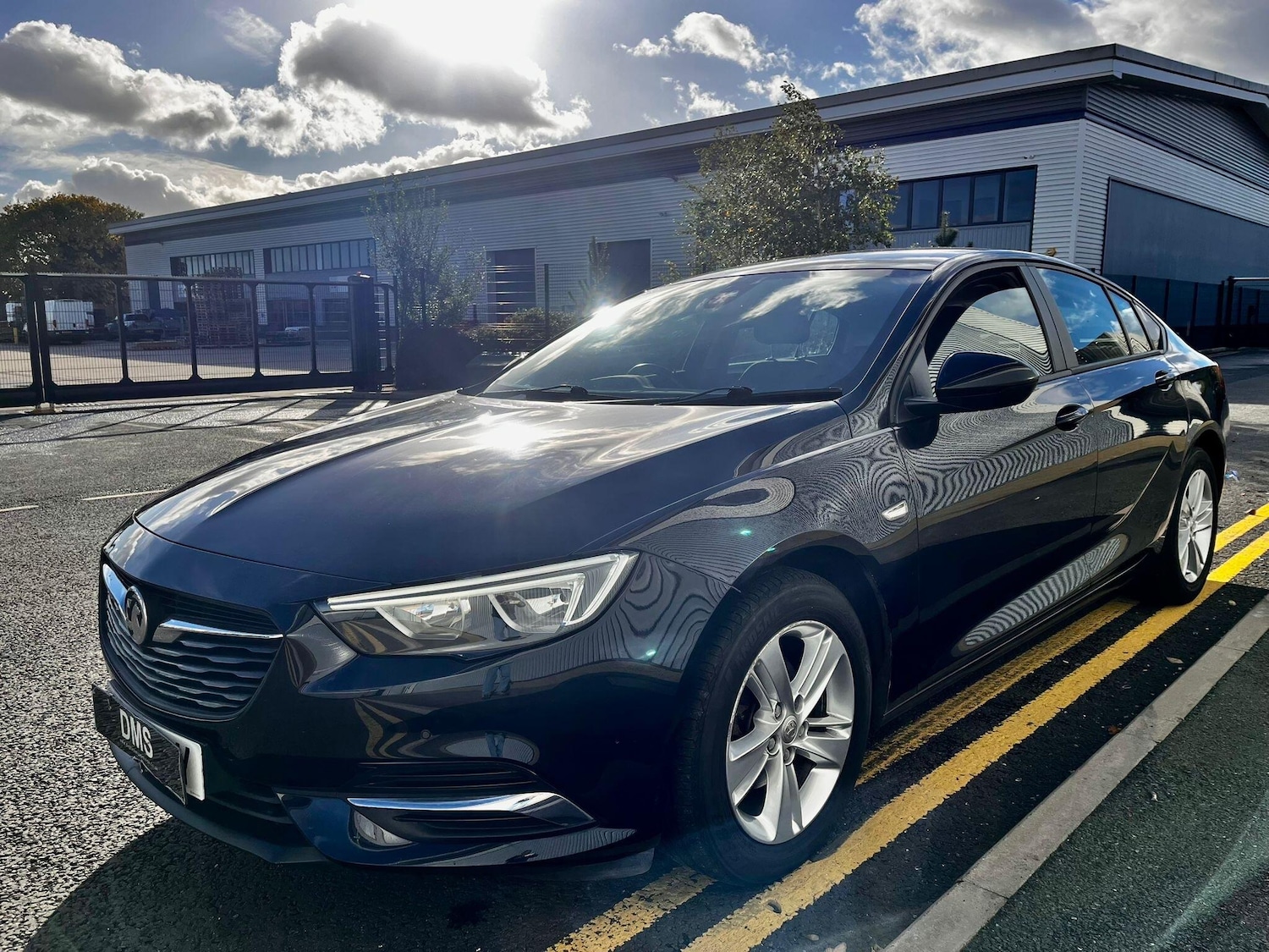 Used Vauxhall Insignia 2018 for sale - 76377934: Photo 4