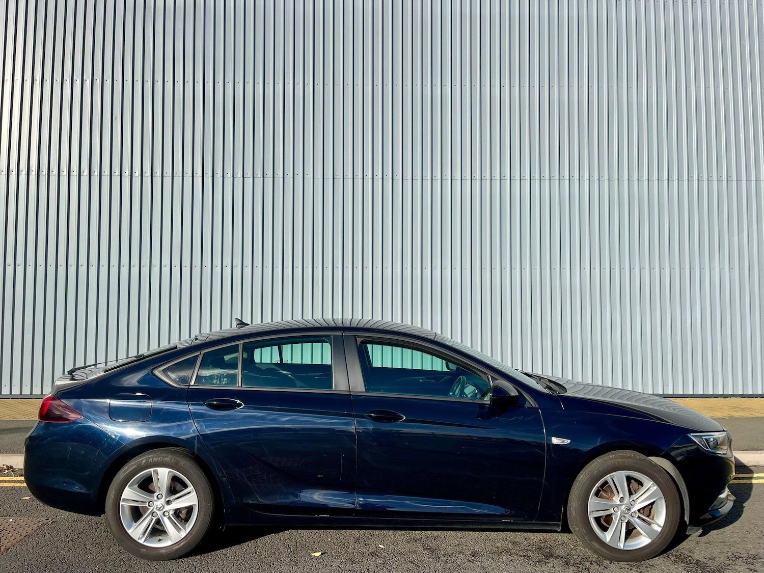 Used Vauxhall Insignia 2018 for sale - 76377934: Photo 9